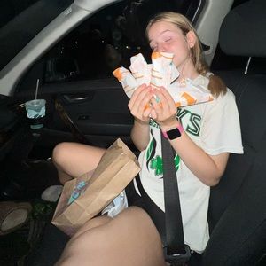 Meet your Posher, Haley